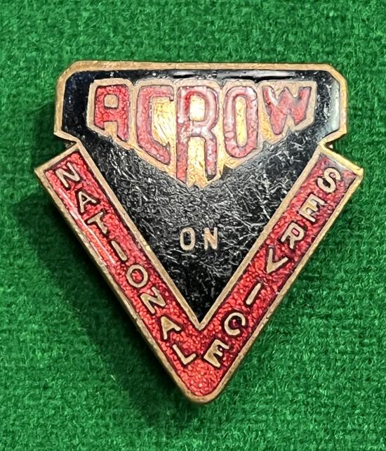 Acrow on National Service Lapel Badge.