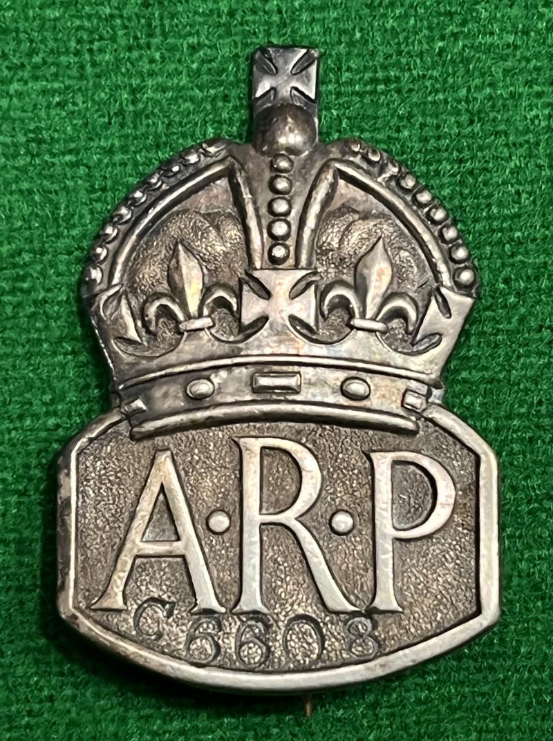 ARP Silver lapel badge - Numbered.