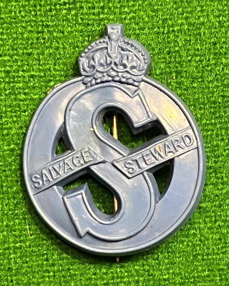 Salvage Steward's plastic lapel badge.