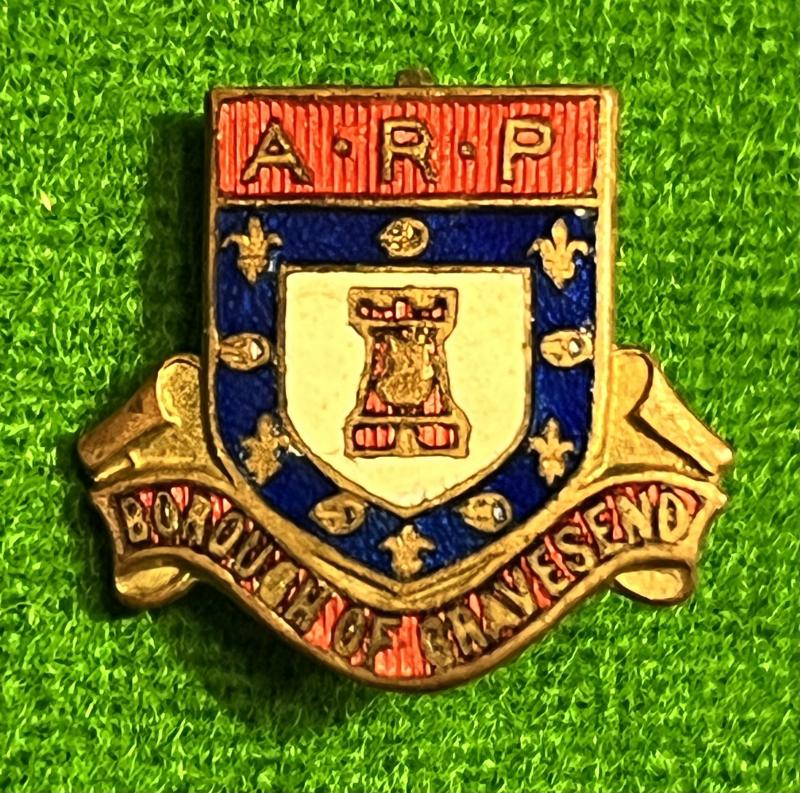 Borough of Gravesend A.R.P. lapel badge.