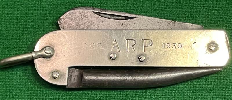 ARP clasp knife.