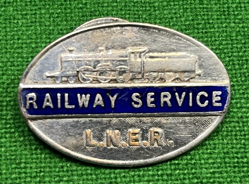 Chromed LNER Railway Service lapel badge.