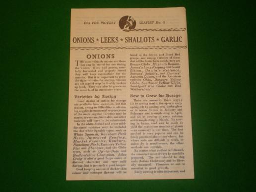 Dig for Victory Leaflet No.2 - Onions-Leeks-Shallots-Garlic.