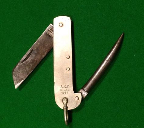 ARP clasp knife.