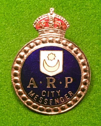 Portsmouth ARP City Messenger lapel badge.